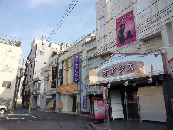 小倉でエロい夜遊び パパ活のキャバクラ譲をセフレに